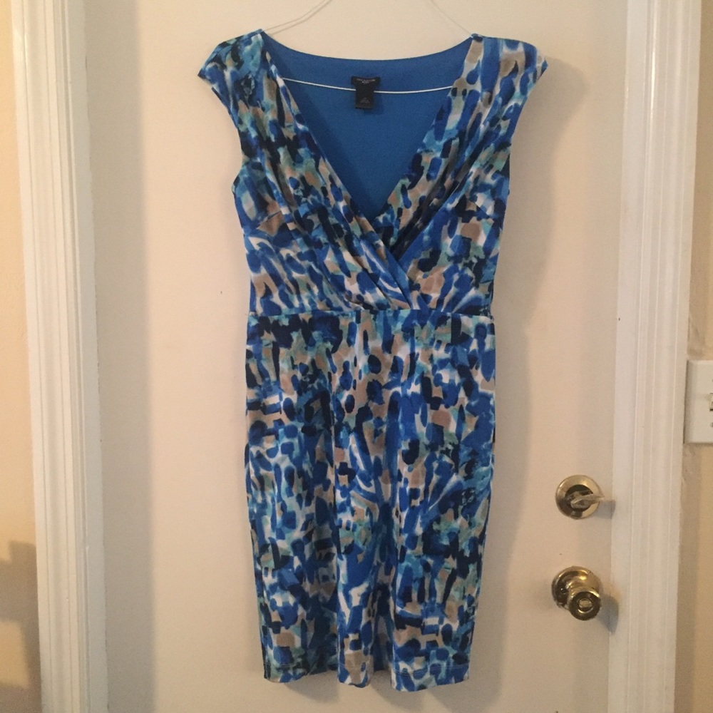 Ann Taylor Petite V Neck Faux Wrap SP Blue Print